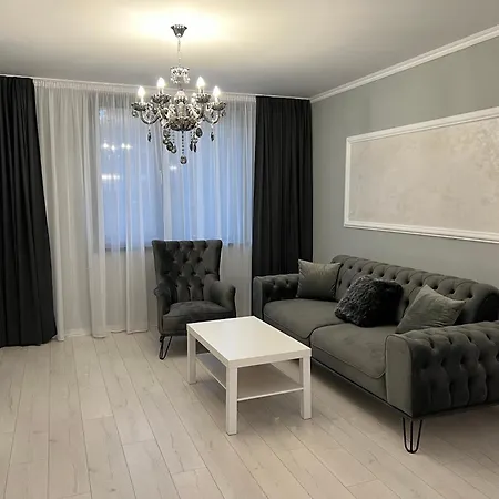 луксозни дарис-free Parking Kazanlŭk