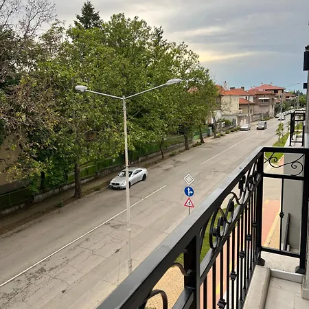 луксозни дарис-free Parking Apartmán Kazanlŭk