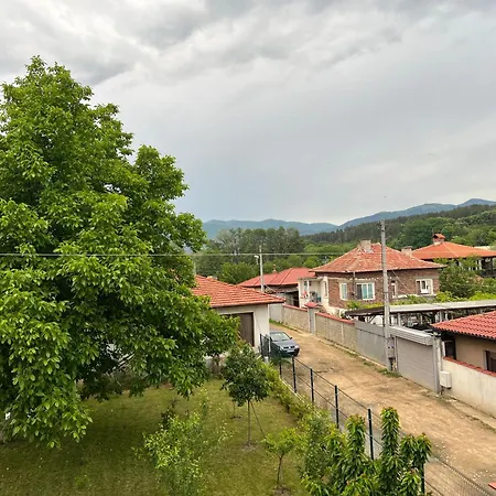 луксозни дарис-free Parking Apartmán *