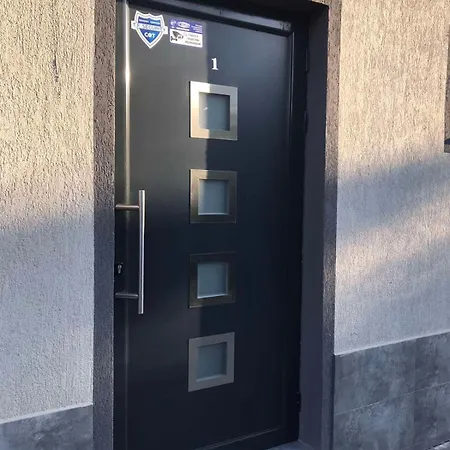 луксозни дарис-free Parking