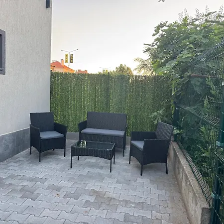 луксозни дарис-free Parking Apartmán