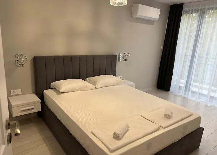 луксозни дарис-free Parking アパート *