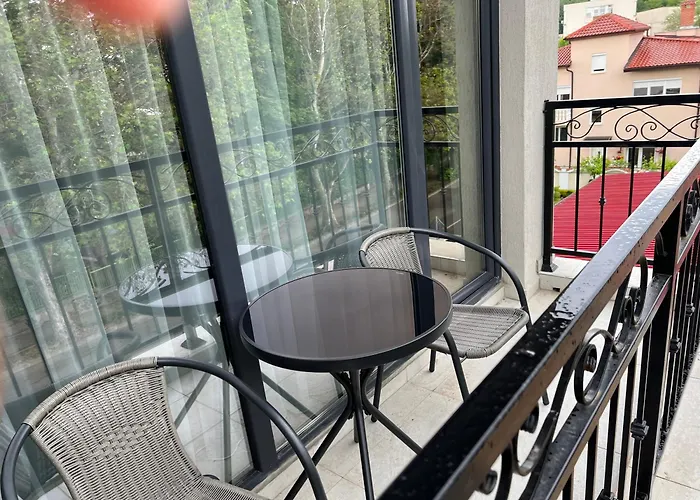 луксозни дарис-free Parking アパート カザンラク