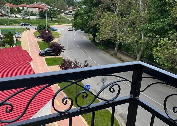 луксозни дарис-free Parking アパート カザンラク