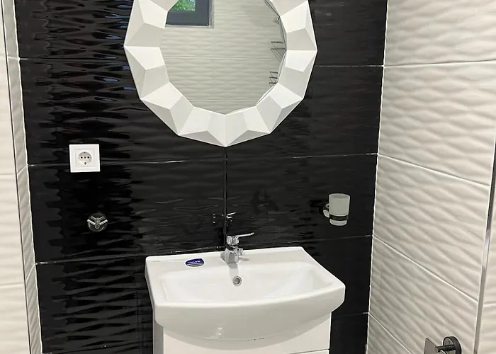 луксозни дарис-free Parking カザンラク